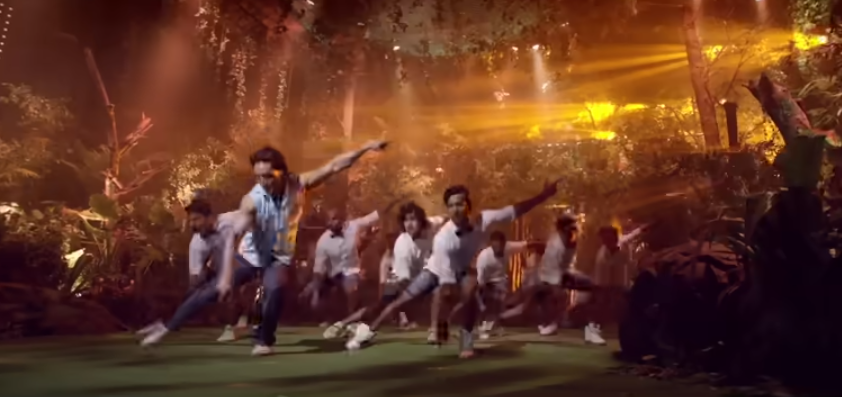 Beat Pe Booty - A Flying Jatt